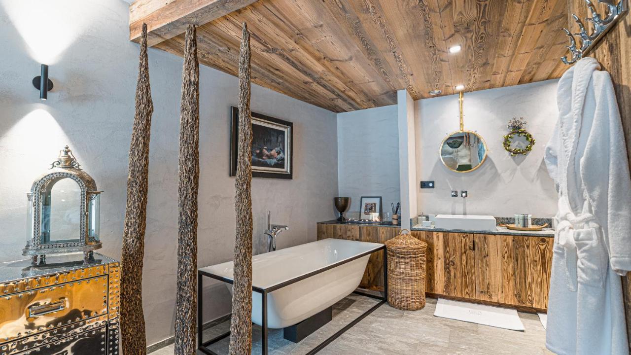 Chalet Orca, Val D'Isere - 14 Pers - 420M2 Villa Luaran gambar
